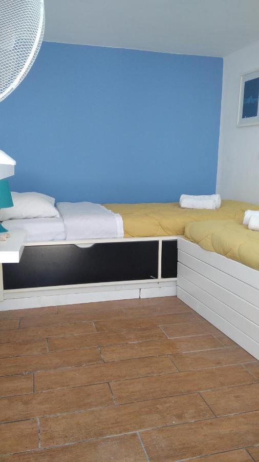 Traditional Renovated House In The Centre Of Anafi Luaran gambar