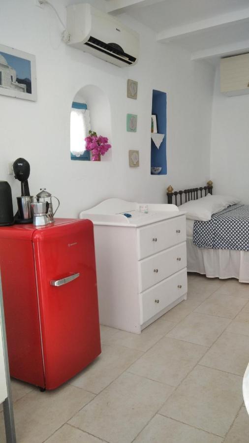 Traditional Renovated House In The Centre Of Anafi Luaran gambar