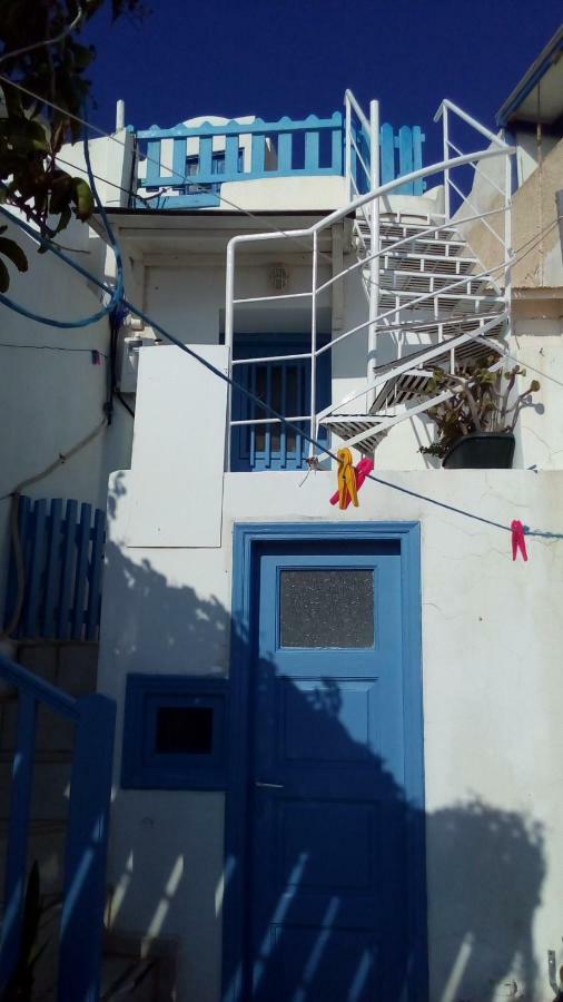 Traditional Renovated House In The Centre Of Anafi Luaran gambar